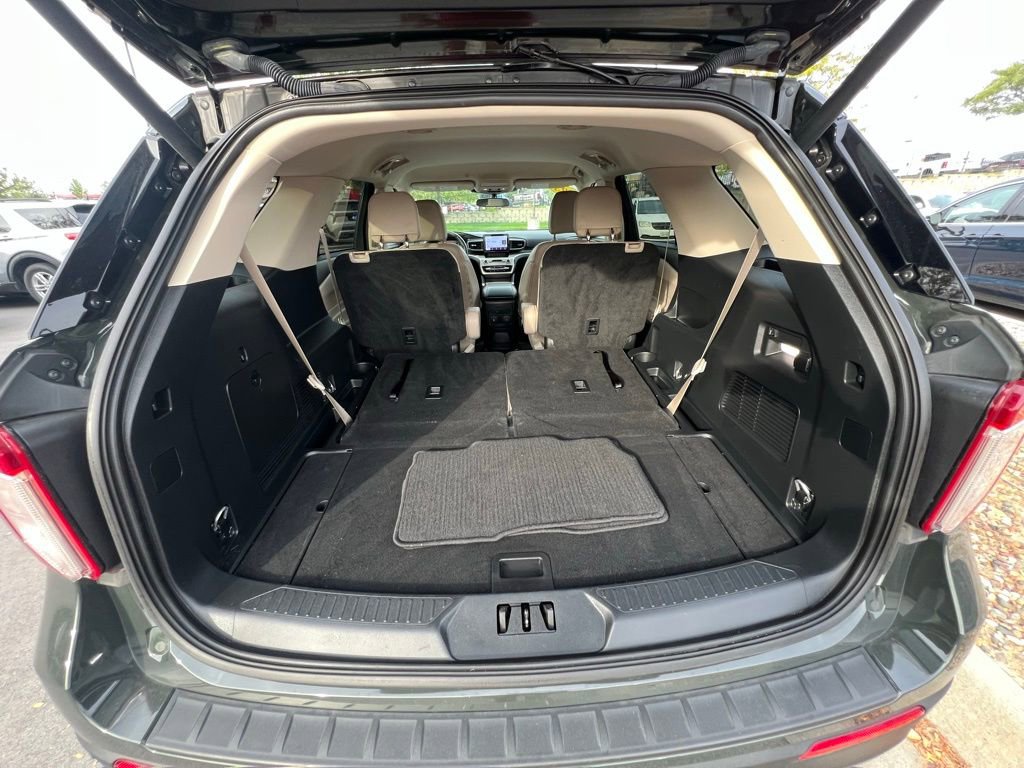 Used 2023 Ford Explorer XLT w/ Equipment Group 202A image 24