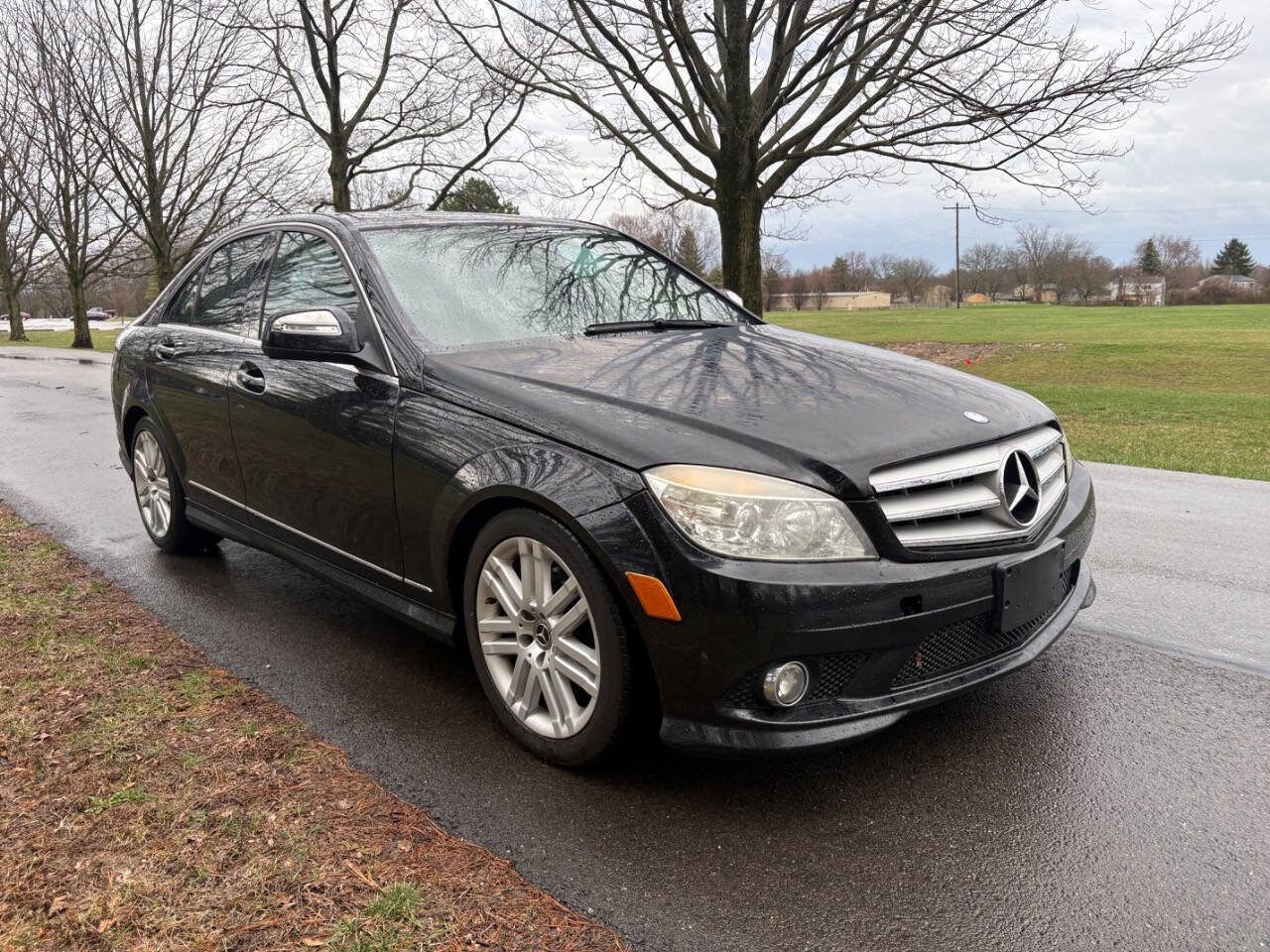 Used 2009 Mercedes-Benz C 300 4MATIC Sedan image 5