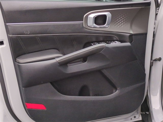 Used 2023 Kia Sorento SX image 24