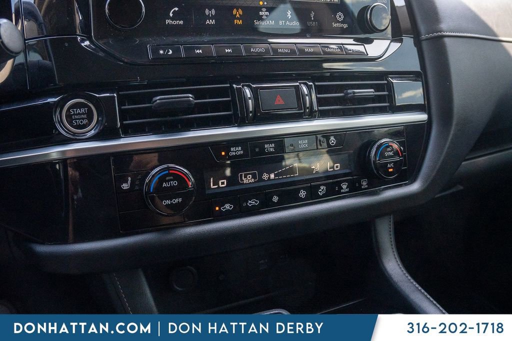 Used 2023 Nissan Pathfinder SL AWD/4WD image 7