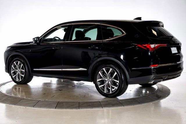 Used 2023 Acura MDX SH-AWD w/ Technology Package image 3