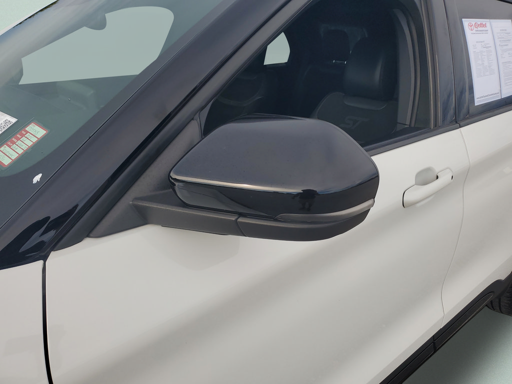 Used 2025 Ford Explorer ST AWD/4WD image 29