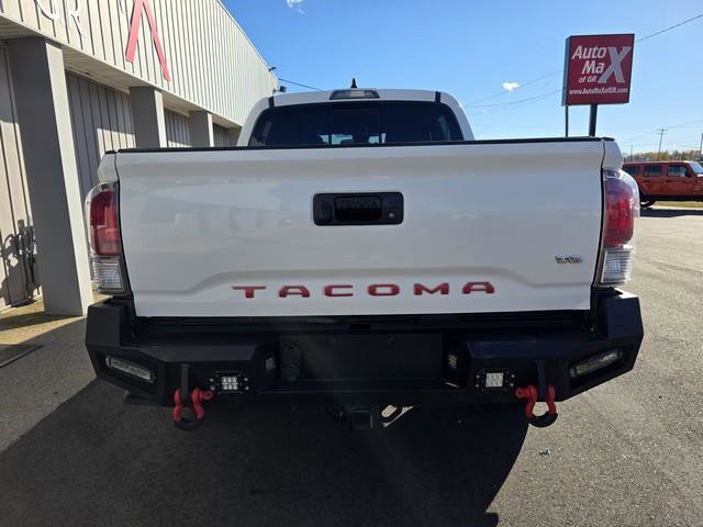 Used 2021 Toyota Tacoma TRD Off-Road image 6