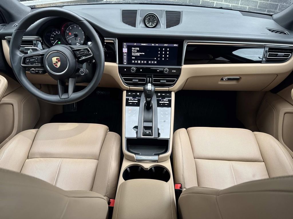 Used 2023 Porsche Macan S w/ Sport Chrono Package image 16