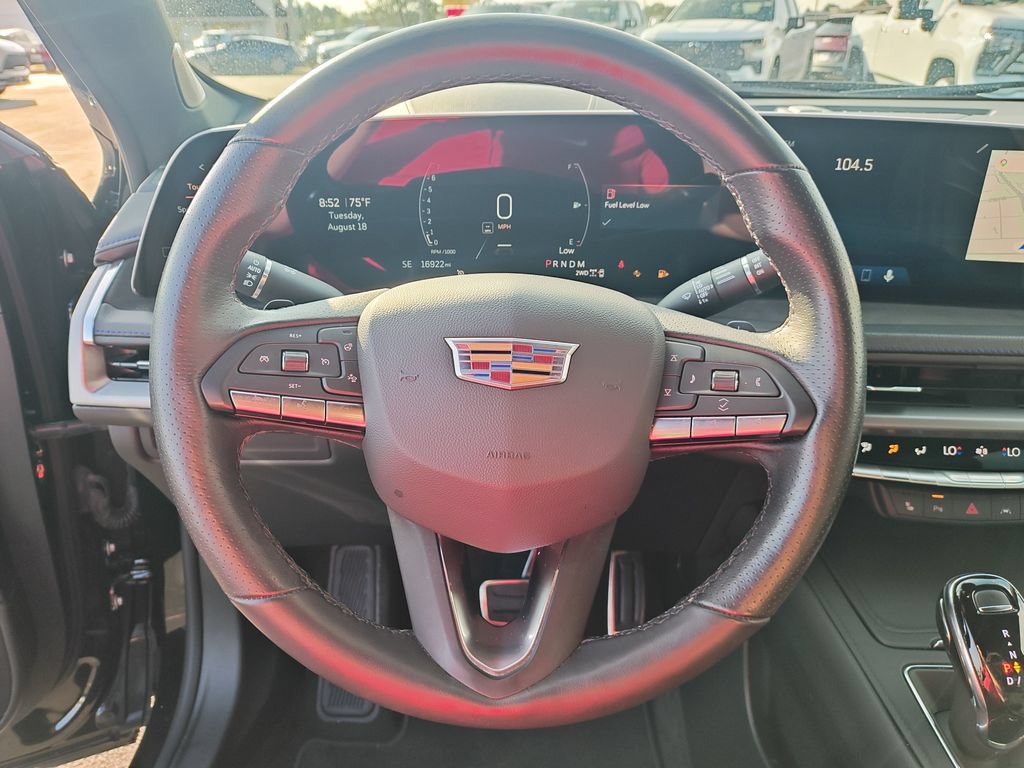 Used 2024 Cadillac XT4 Sport w/ Technology Package AWD/4WD image 17