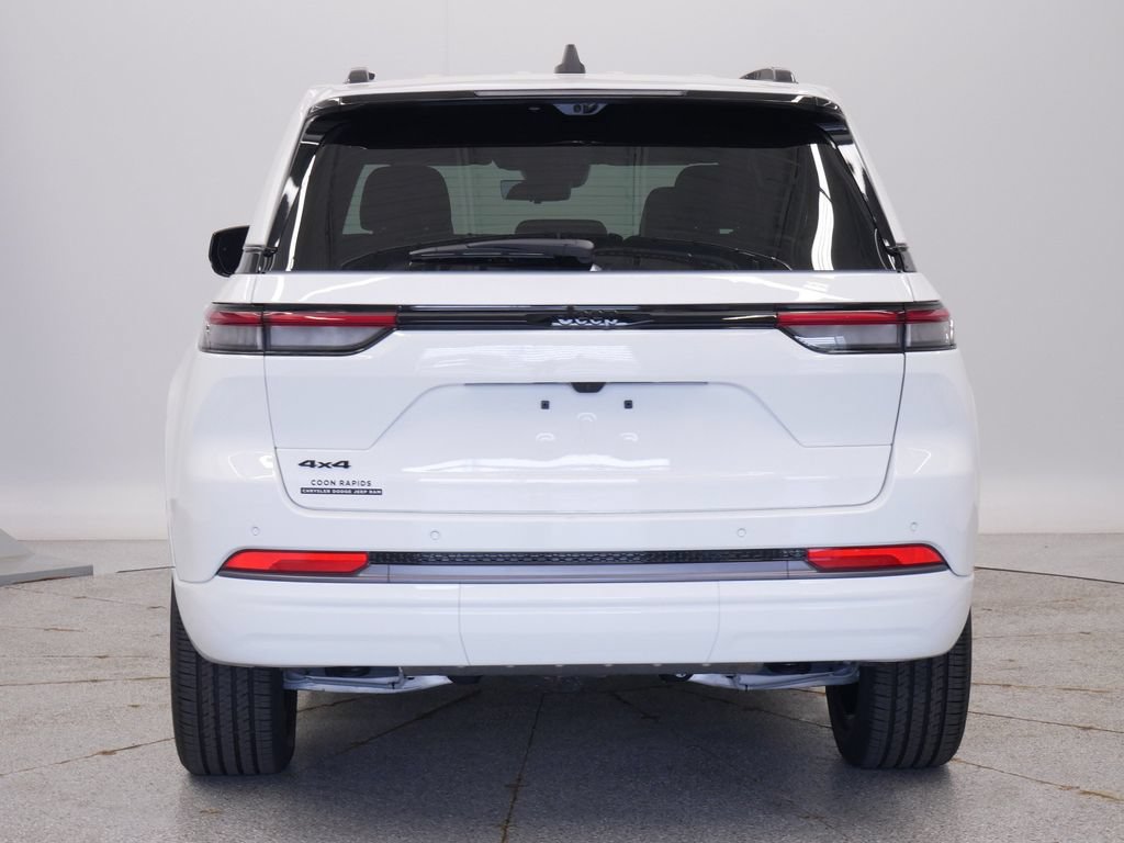 New 2027 Jeep Grand Cherokee Limited AWD/4WD image 4
