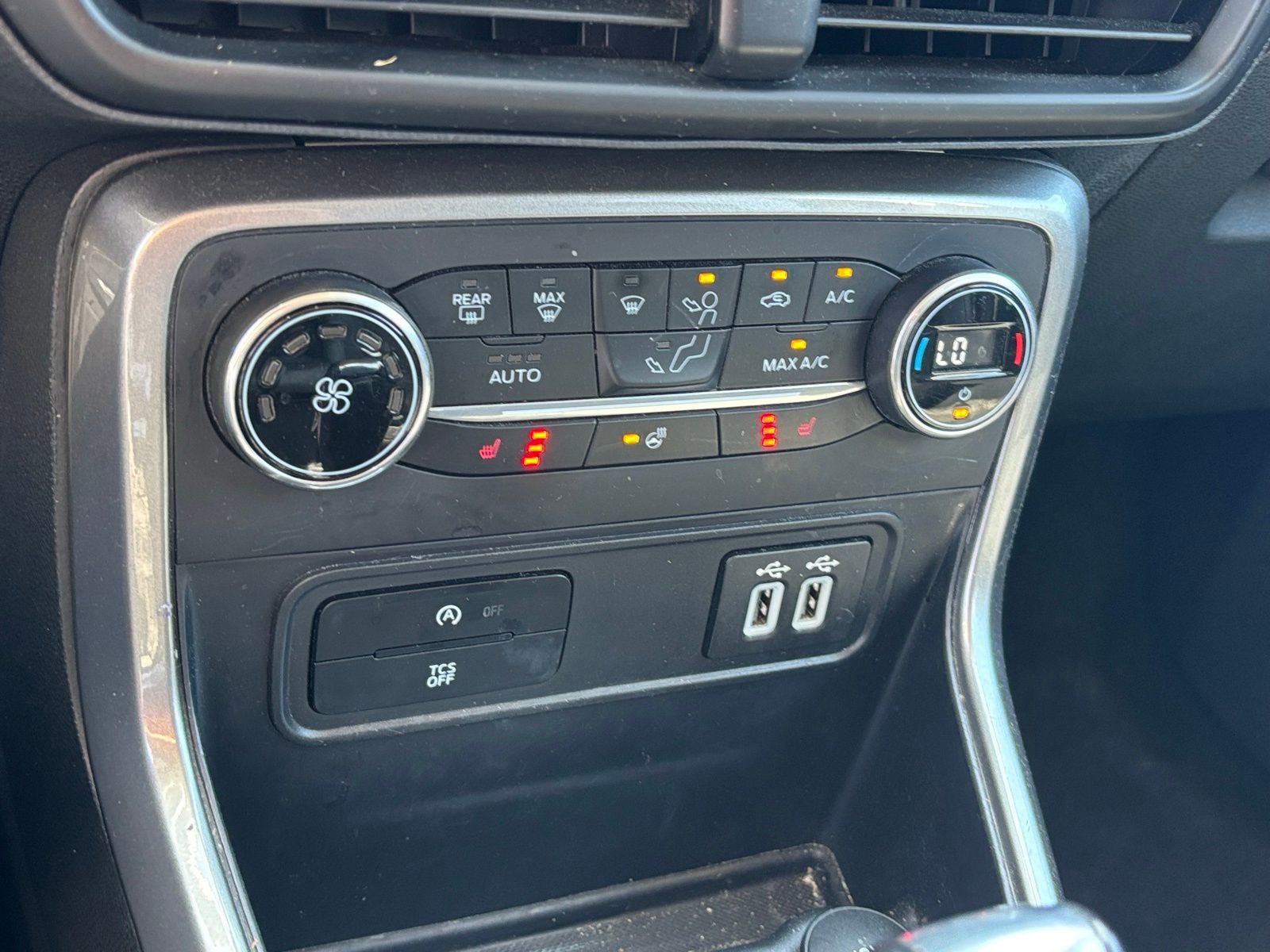 Used 2020 Ford EcoSport SES image 10