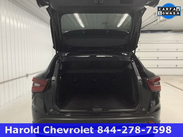 Used 2025 Chevrolet Trax LT w/ LT Convenience Package image 5