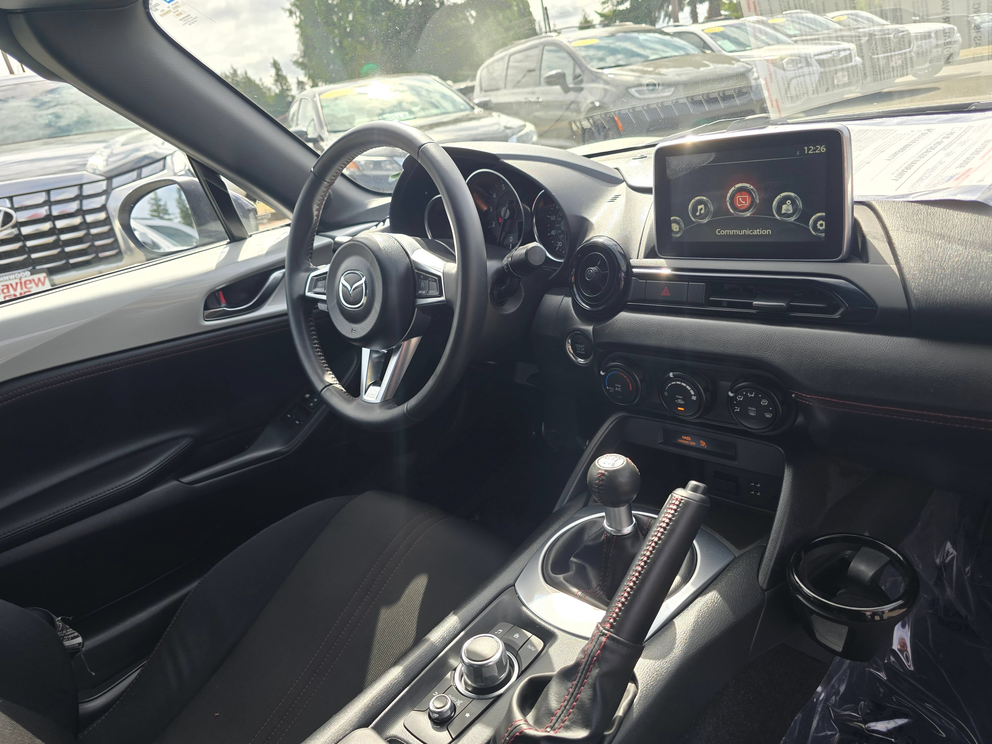 Used 2016 MAZDA MX-5 Miata Club RWD image 10