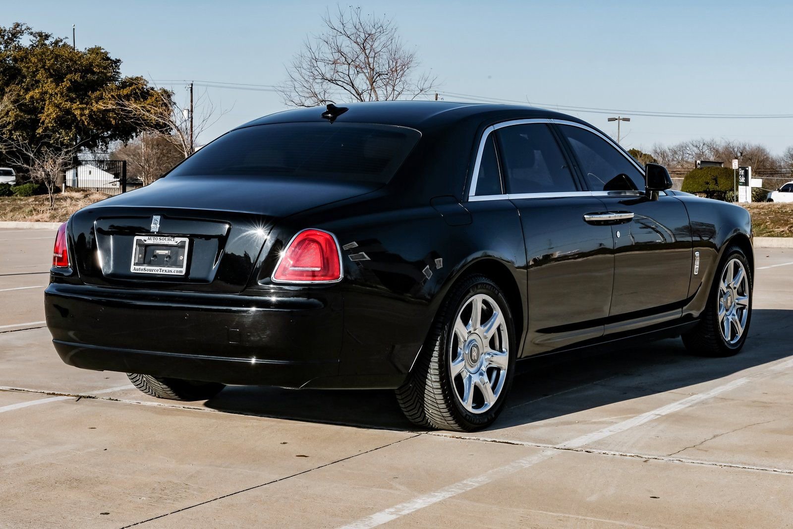 Used 2015 Rolls-Royce Ghost RWD image 10