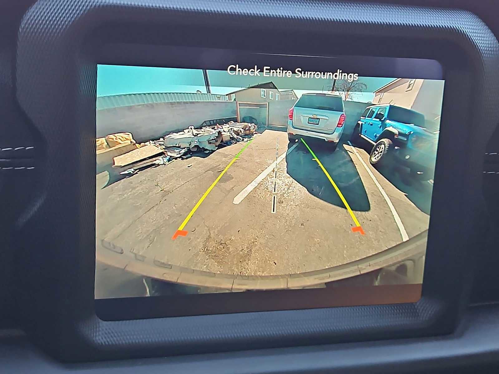 Used 2023 Jeep Wrangler Sahara image 28