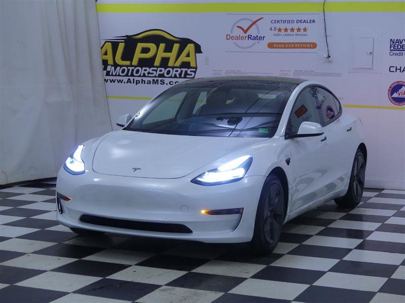 Used 2021 Tesla Model 3 Standard Range Plus image 2