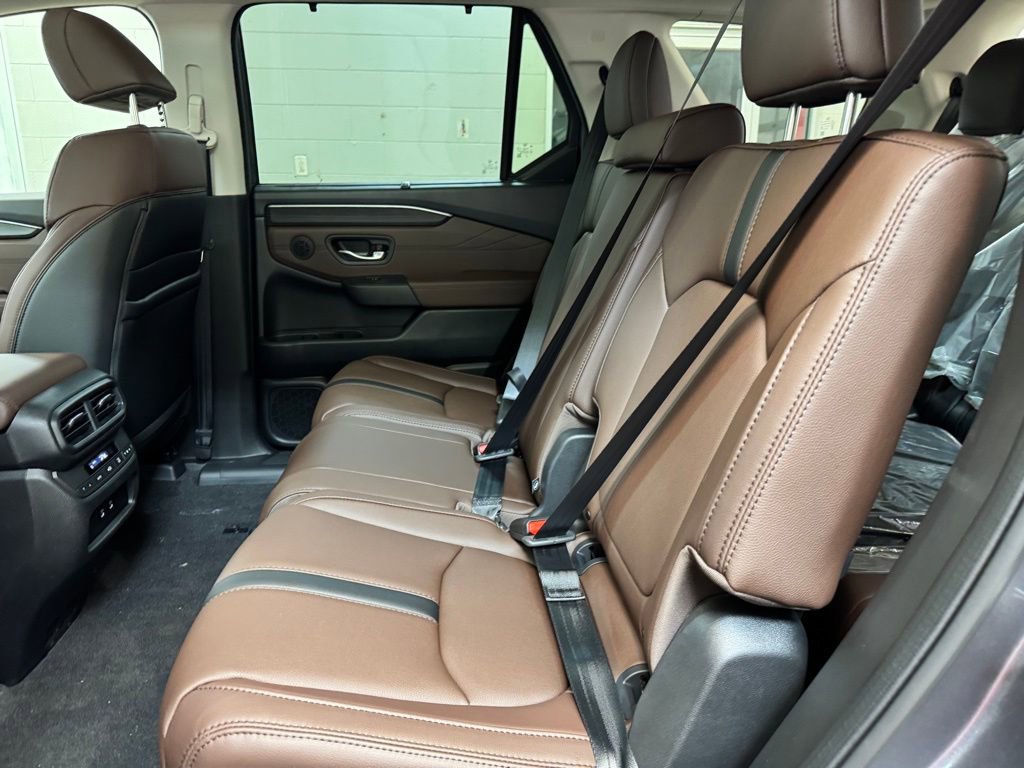New 2026 Honda Pilot Touring image 16