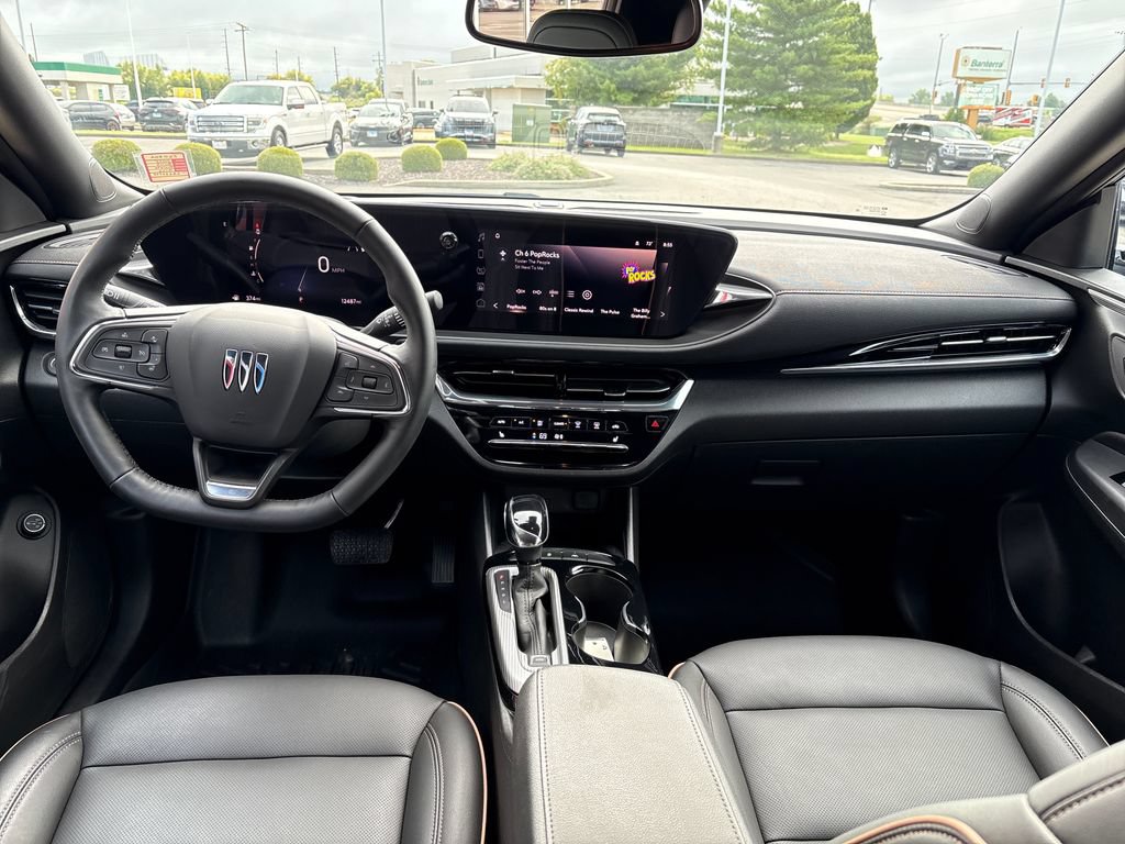 Used 2025 Buick Envista Avenir FWD image 12