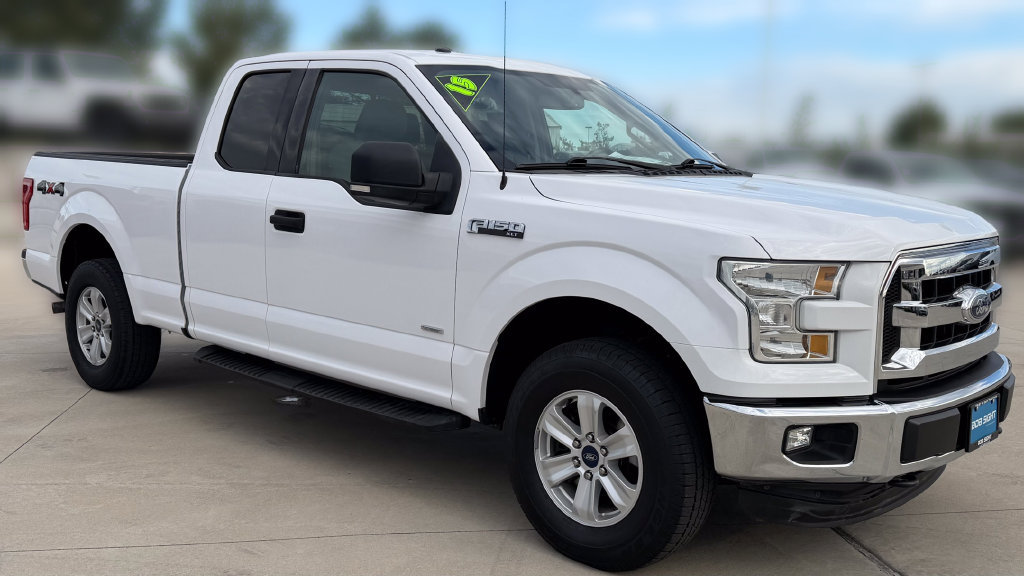 Used 2015 Ford F150 XLT w/ Equipment Group 301A Mid AWD/4WD image 8