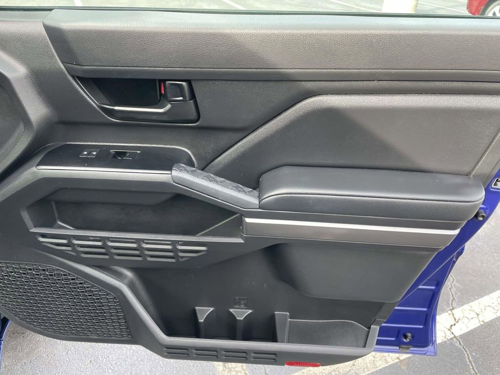 Used 2025 Toyota Tacoma SR5 image 46