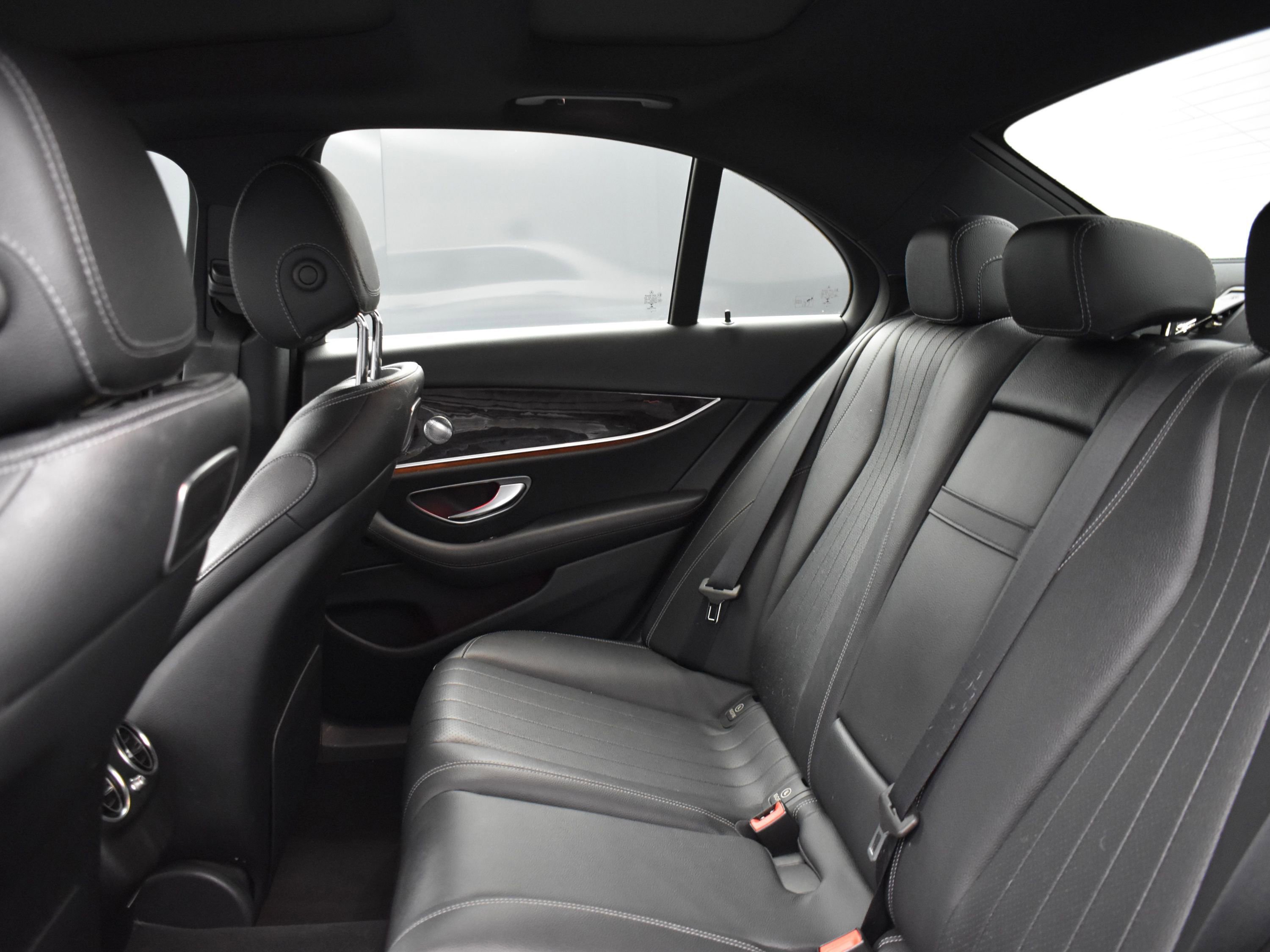 Used 2019 Mercedes-Benz E 450 4MATIC Sedan w/ Driver Assistance Package image 7