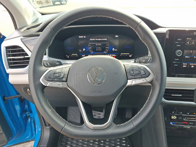 Used 2025 Volkswagen Taos SE w/ Panoramic Sunroof Package AWD/4WD image 19