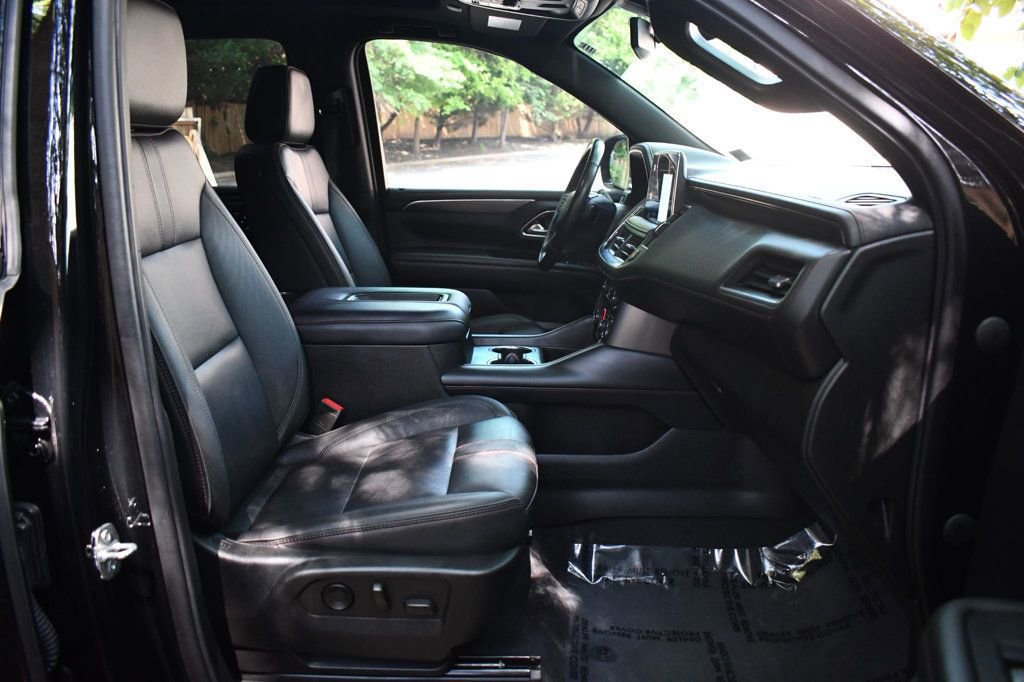 Used 2022 Chevrolet Suburban RST w/ Sport Performance Package image 38