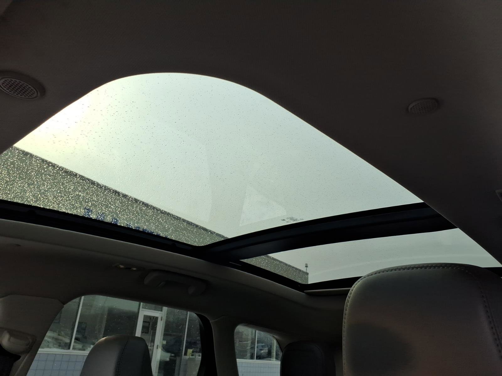 Used 2023 Lincoln Corsair Reserve w/ Equipment Group 201A image 14