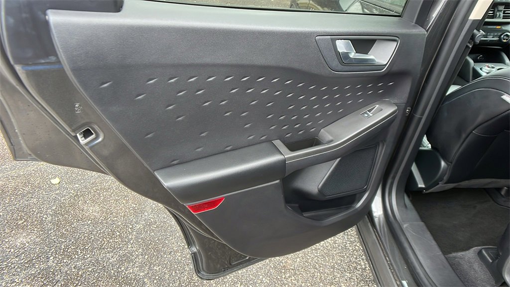 Used 2020 Ford Escape SEL image 20