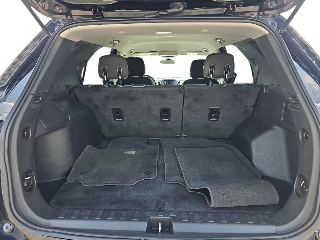 Used 2020 Chevrolet Equinox LT FWD image 29