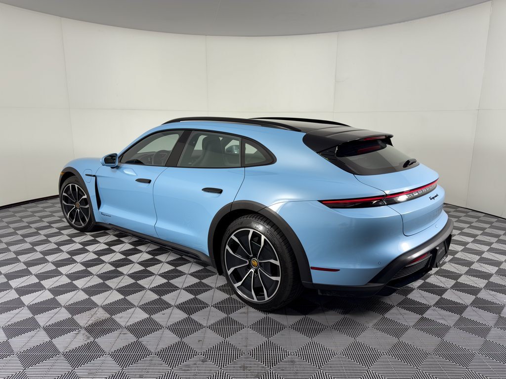 Certified 2022 Porsche Taycan 4 Cross Turismo w/ Premium Package AWD/4WD image 3