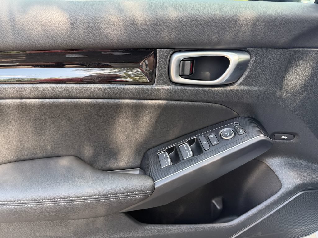 Used 2024 Honda Civic Touring image 15