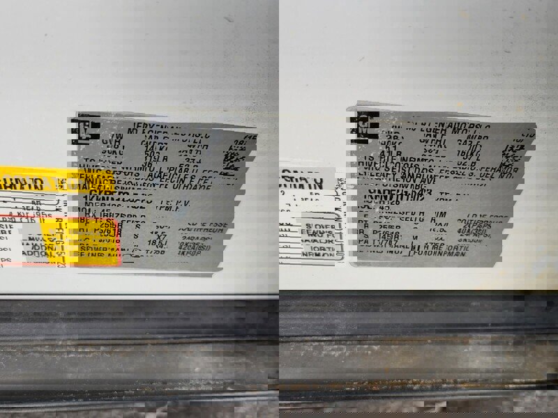 Used 2016 GMC Acadia SLE image 17