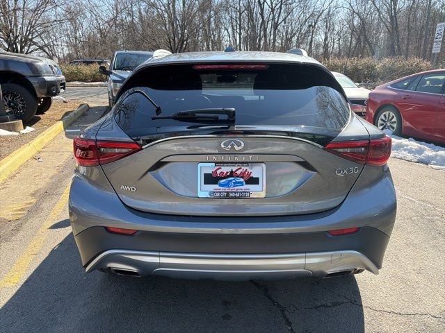 Used 2018 INFINITI QX30 AWD image 6