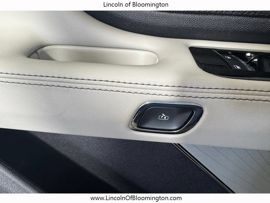 New 2026 Lincoln Aviator Reserve AWD/4WD image 42