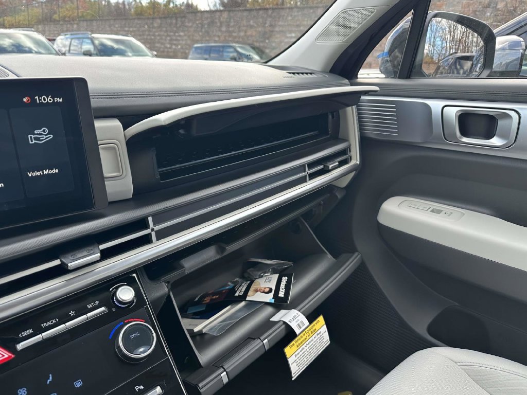 New 2026 Hyundai Santa Fe SE AWD/4WD image 18