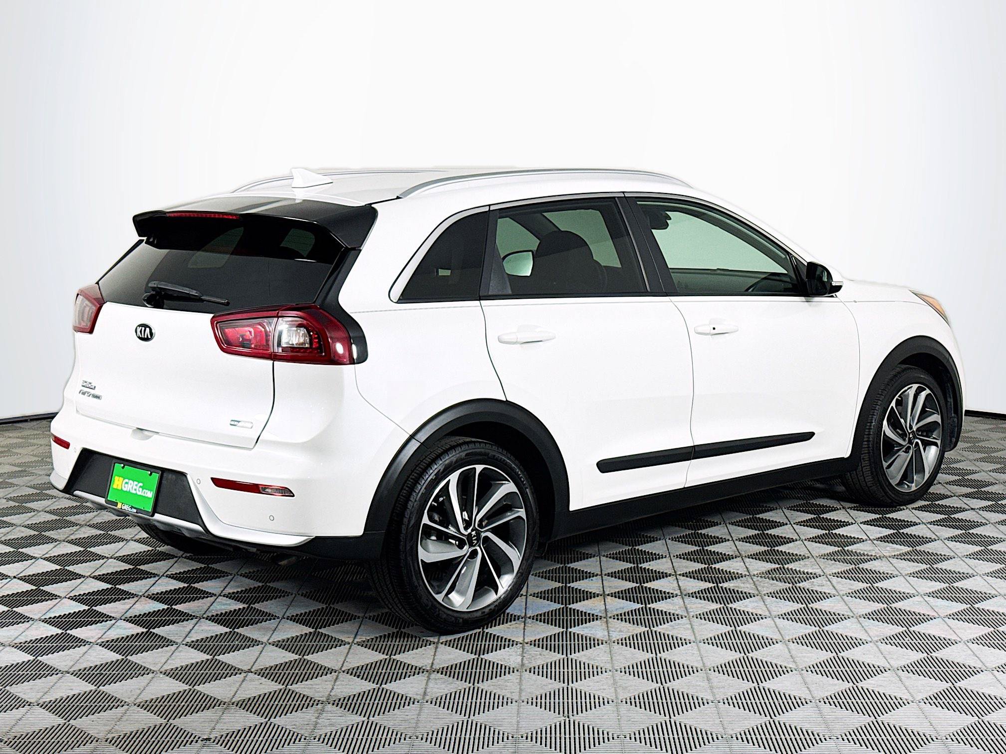 Used 2019 Kia Niro Touring FWD image 8