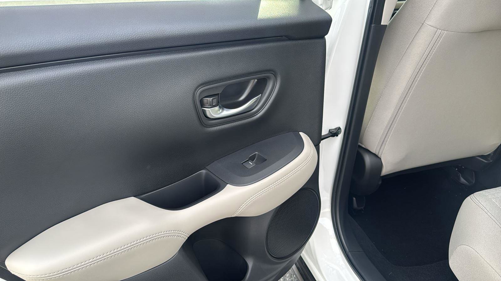 New 2026 Honda HR-V LX image 17