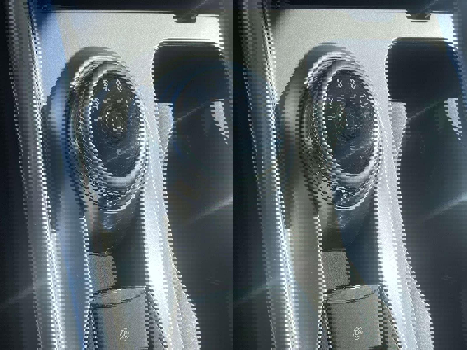 Used 2022 Ford Explorer XLT w/ Equipment Group 202A image 18