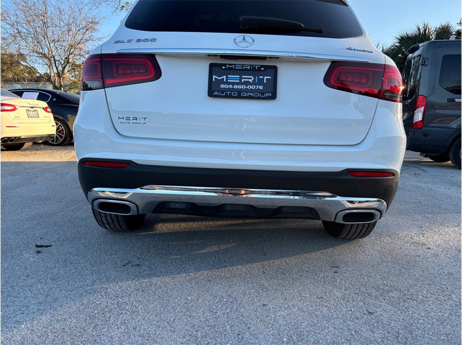 Used 2020 Mercedes-Benz GLC 300 4MATIC w/ Multimedia Package image 15