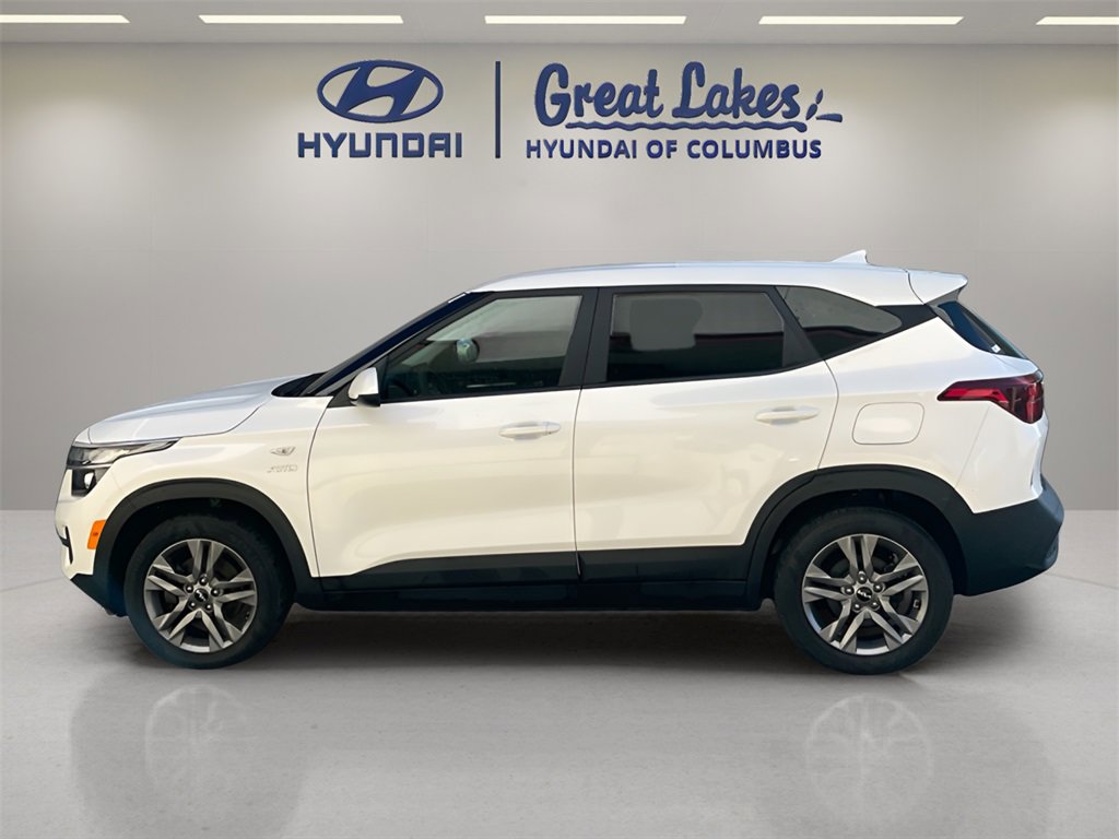 Used 2023 Kia Seltos LX image 2