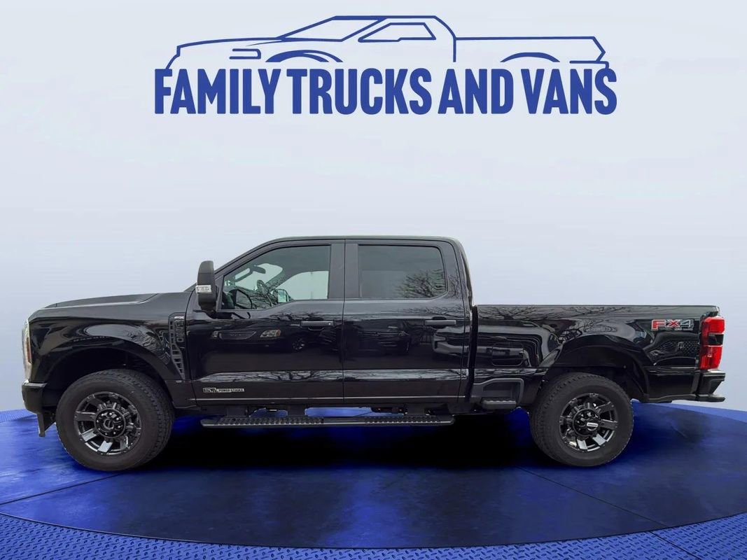 Used 2024 Ford F250 XL w/ STX Appearance Package image 6