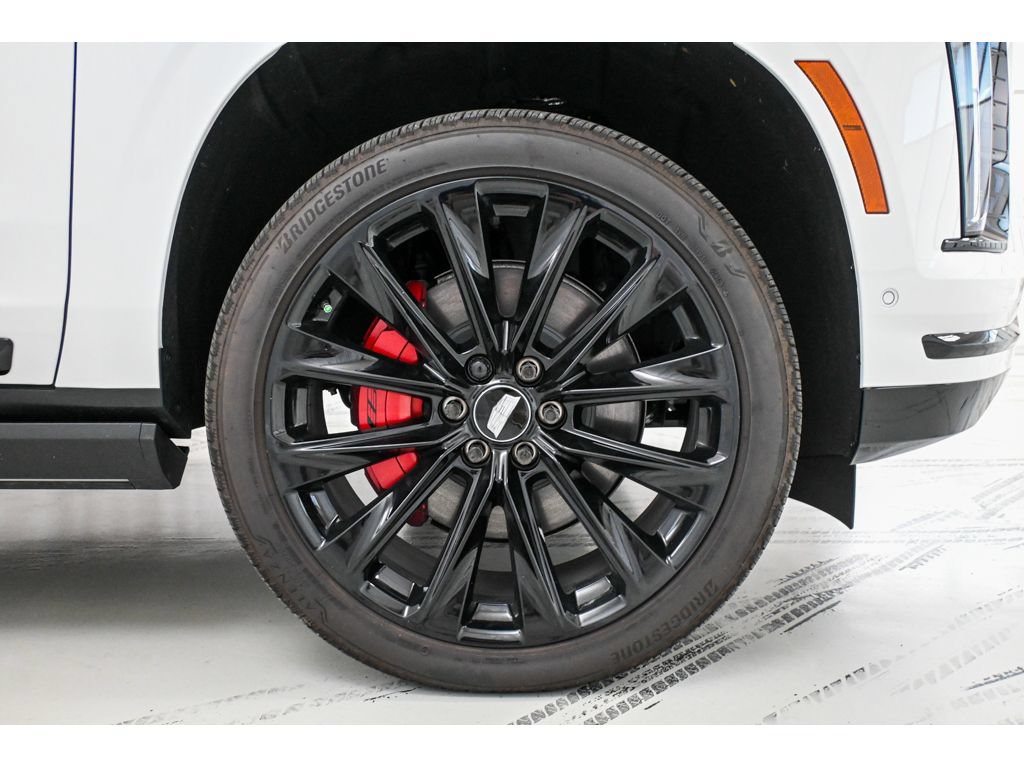 New 2025 Cadillac Escalade Sport Platinum w/ LPO, ONYX Package AWD/4WD image 9