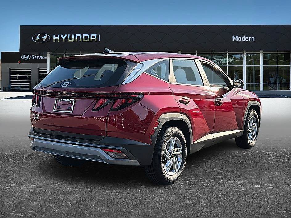New 2026 Hyundai Tucson SE FWD image 3