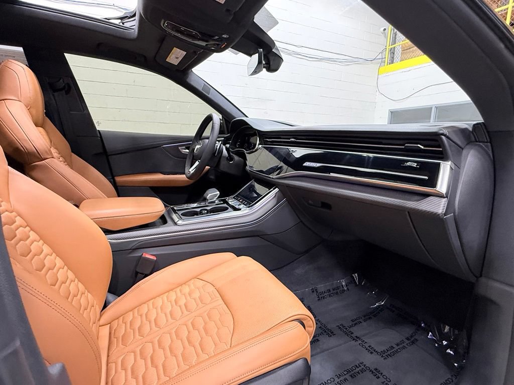 Used 2024 Audi RS Q8 AWD/4WD image 70