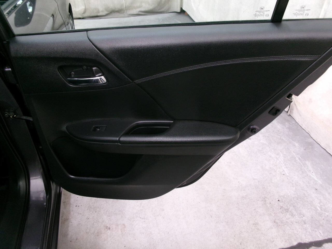 Used 2014 Honda Accord Sport image 28