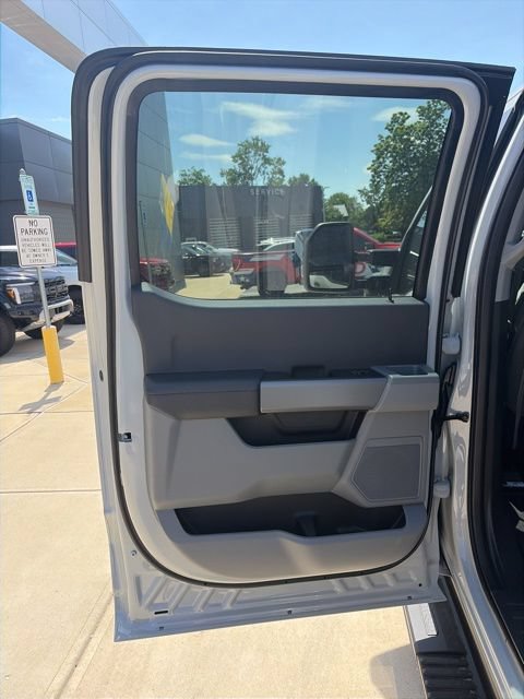New 2026 Ford F250 XL w/ STX Appearance Package AWD/4WD image 16