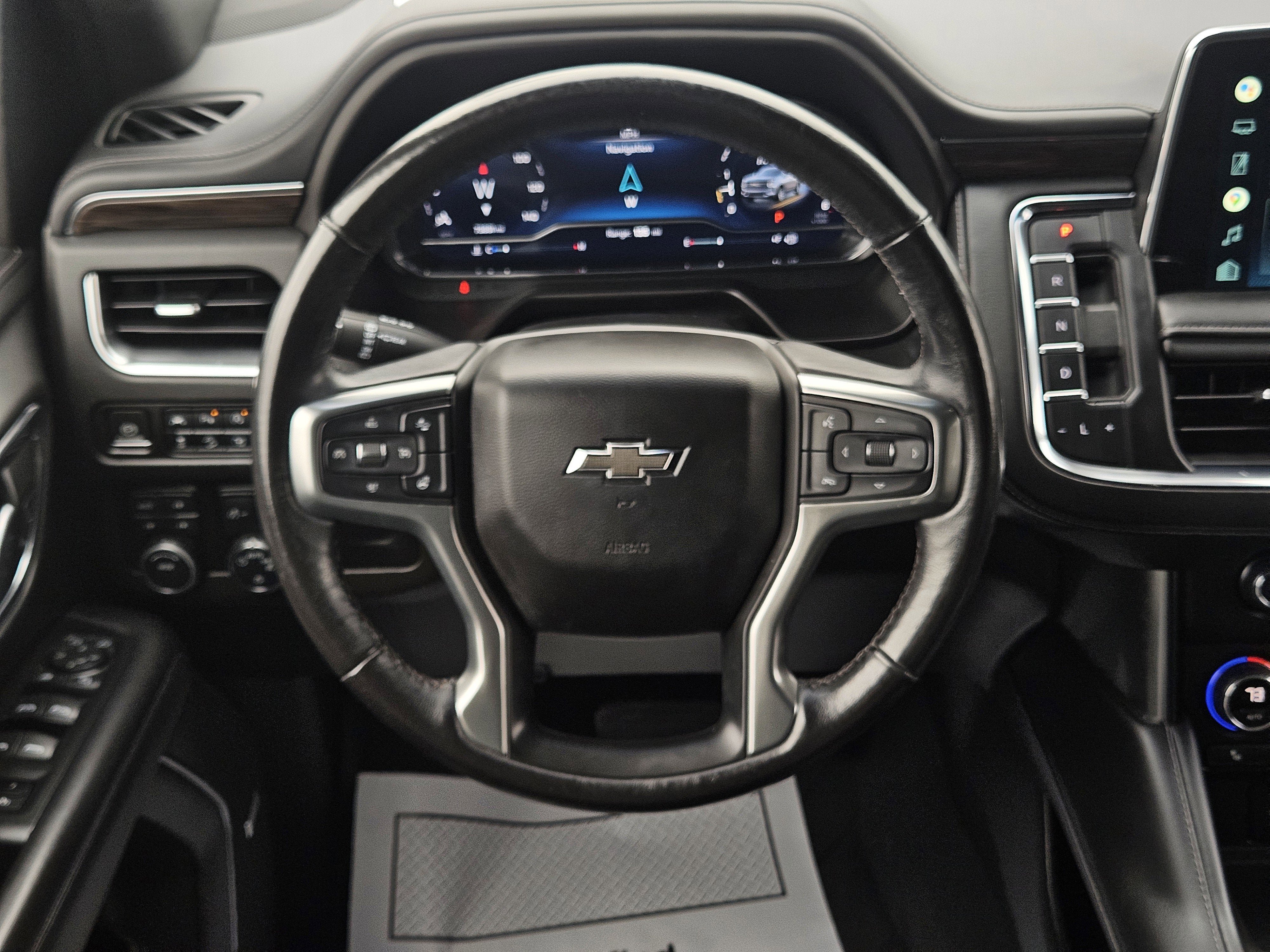Used 2022 Chevrolet Tahoe Z71 w/ Luxury Package AWD/4WD image 14