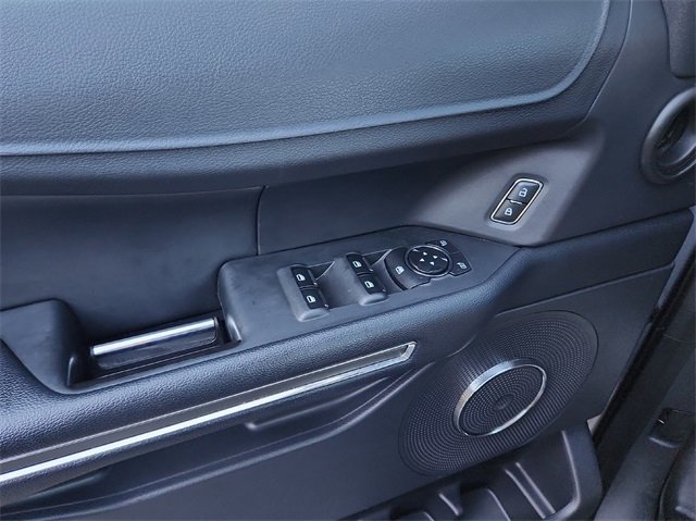 Used 2024 Ford Expedition XLT image 22