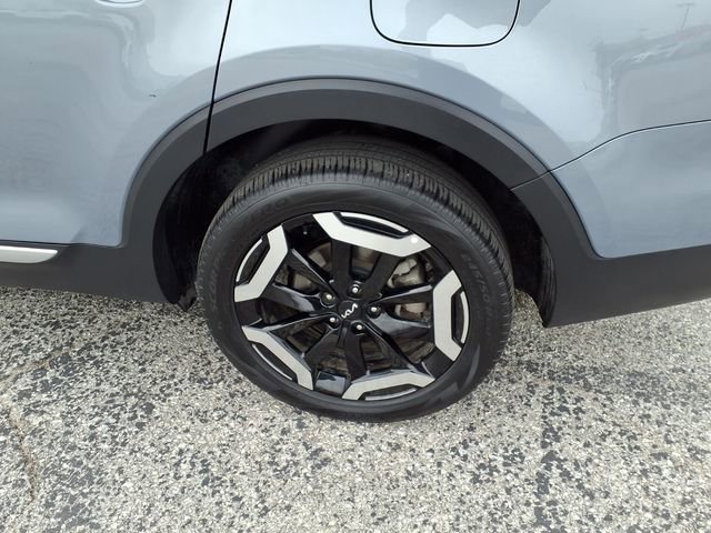 Used 2025 Kia Telluride S image 55