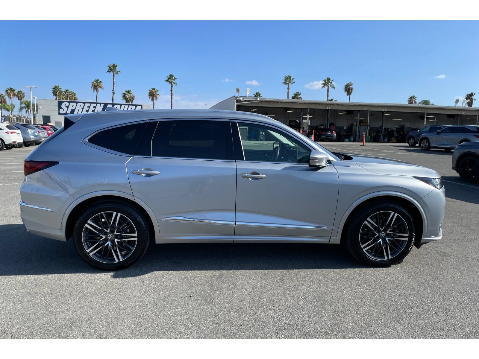 Certified 2026 Acura MDX w/ Advance Package AWD/4WD image 6