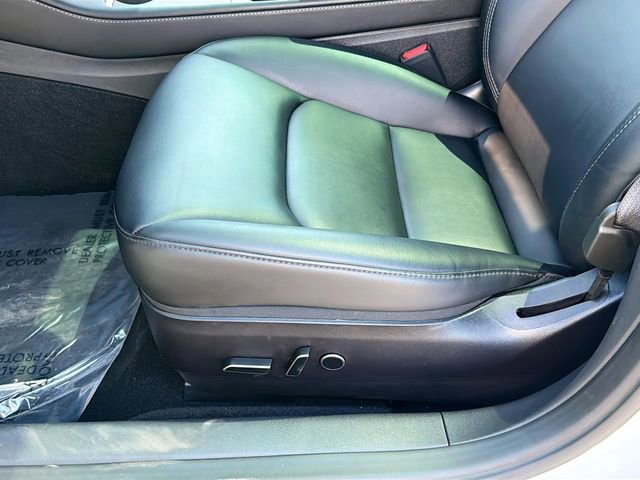 Used 2023 Tesla Model 3 Standard Range image 18