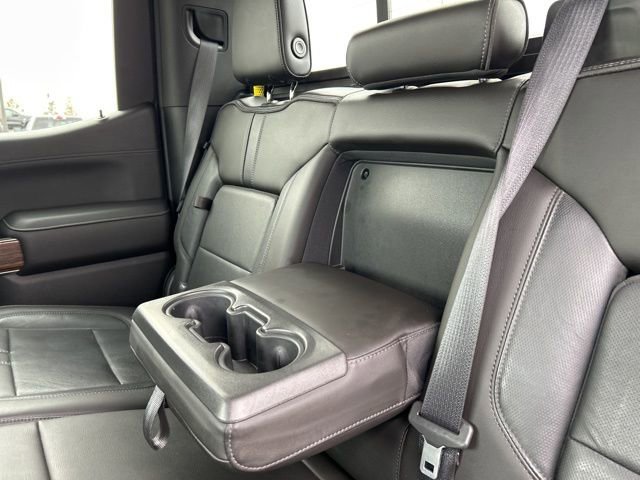 Used 2019 Chevrolet Silverado 1500 High Country w/ Technology Package image 15