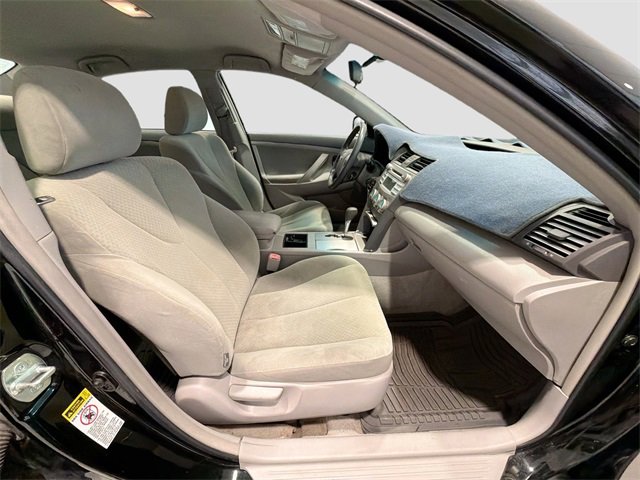 Used 2009 Toyota Camry LE image 19